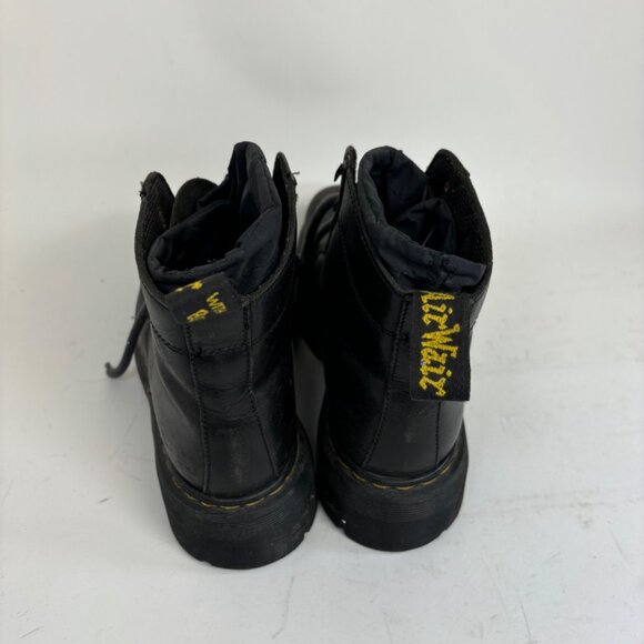 Size 9 Dr Martens Insulated Boots - Picture 3 of 5